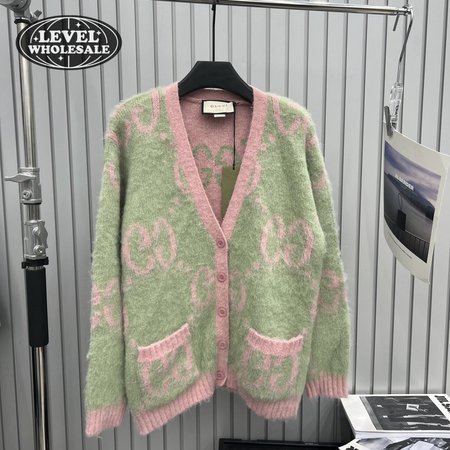 Gucci V-Neck Dress Sweaters