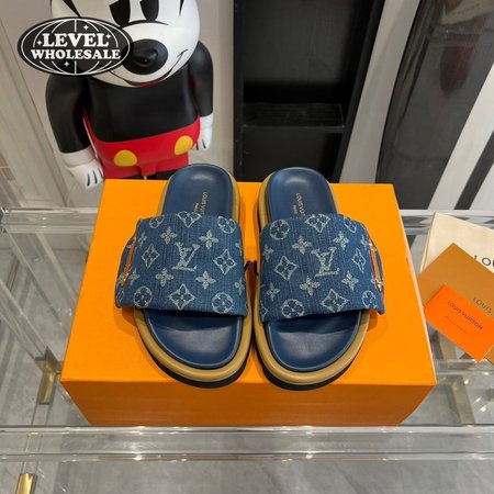 High Quality Sandals 35-45