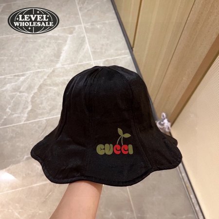 Gucci Jumbo Bucket Hat