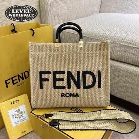 Fendi Straw Large Sunshine Handbag Beige