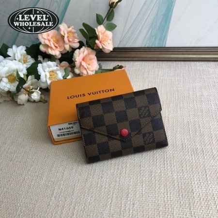 wallet victorine monogram fuchsia lining