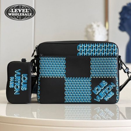 m69443 messenger bag