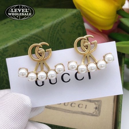 Gucci Earrings With GG Logo And Pearls
