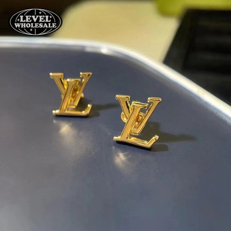 Initials Iconic Earrings Gold
