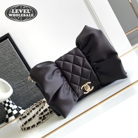 Chanel Clutch Satin & Gold-Tone Metal Black