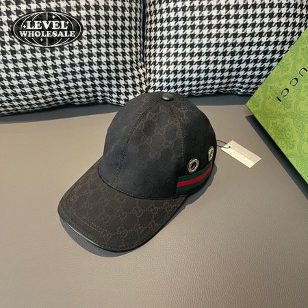 Gucci Baseball Cap GG Canvas Beige