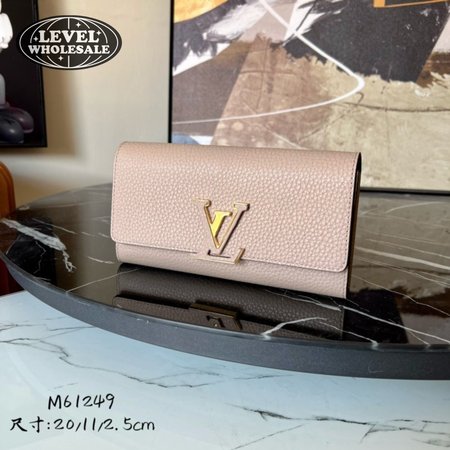 Capucines Wallet M61249