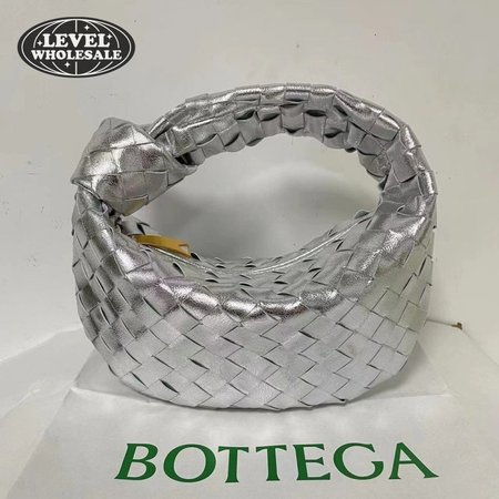 Bottega Veneta Jodie Teen Knotted Intrecciato Mirrored-Leather Tote