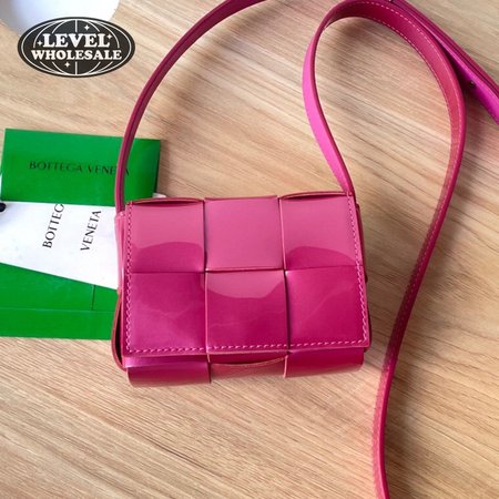 Bottega Veneta Cassette 666688