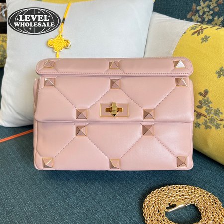 Valentino Roman Stud WB0I60BSF_GF9