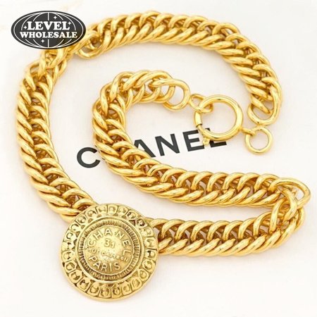 Chanel 31 Rue Cambon CC Coin Charm Choker Necklace 16 Gold Tone