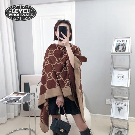 Gucci GG Wool Shawl Scarf