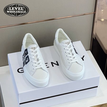 Givenchy Sneakers City Sport In Leather With Tag Effect 4G Print 38-44