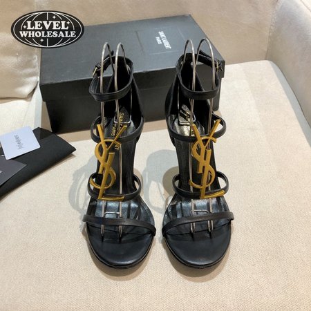 YSL Cassandra Sandals In Patent Leather With Gold-Tone Monogram 35-40