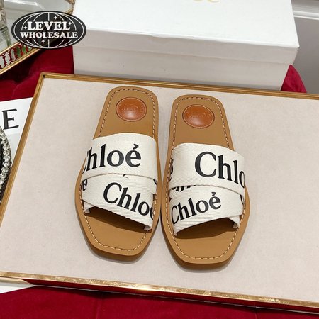 Chloe Woody Flat Mule 35-40